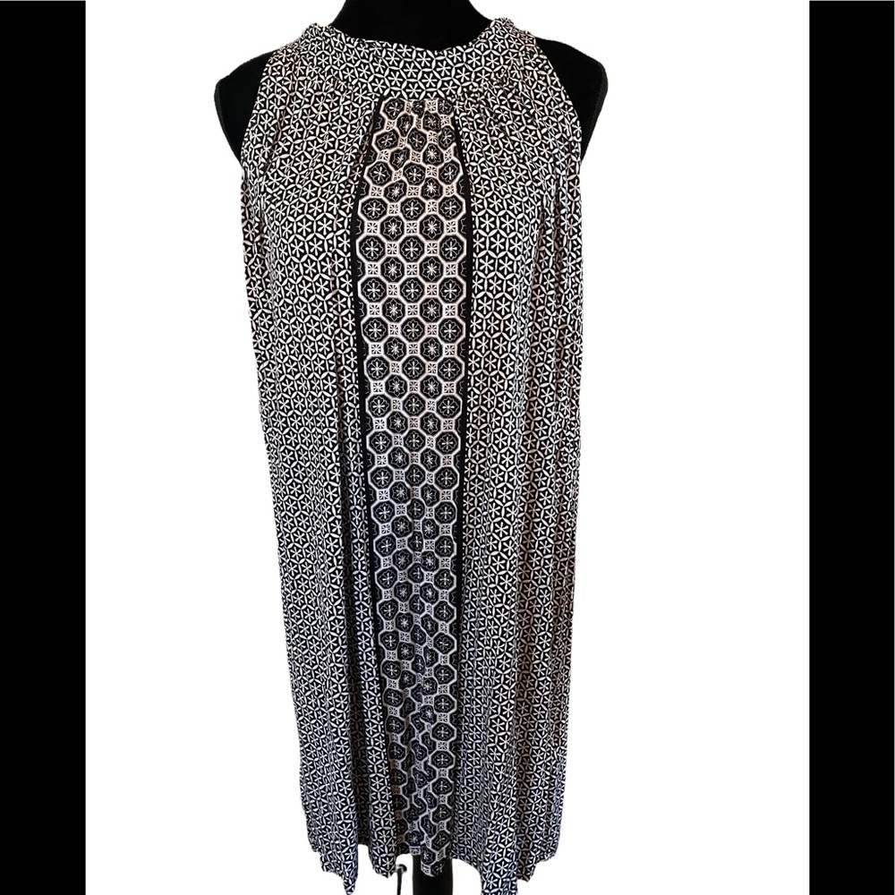 Max Studio sleeveless midi dress SZ S black & white